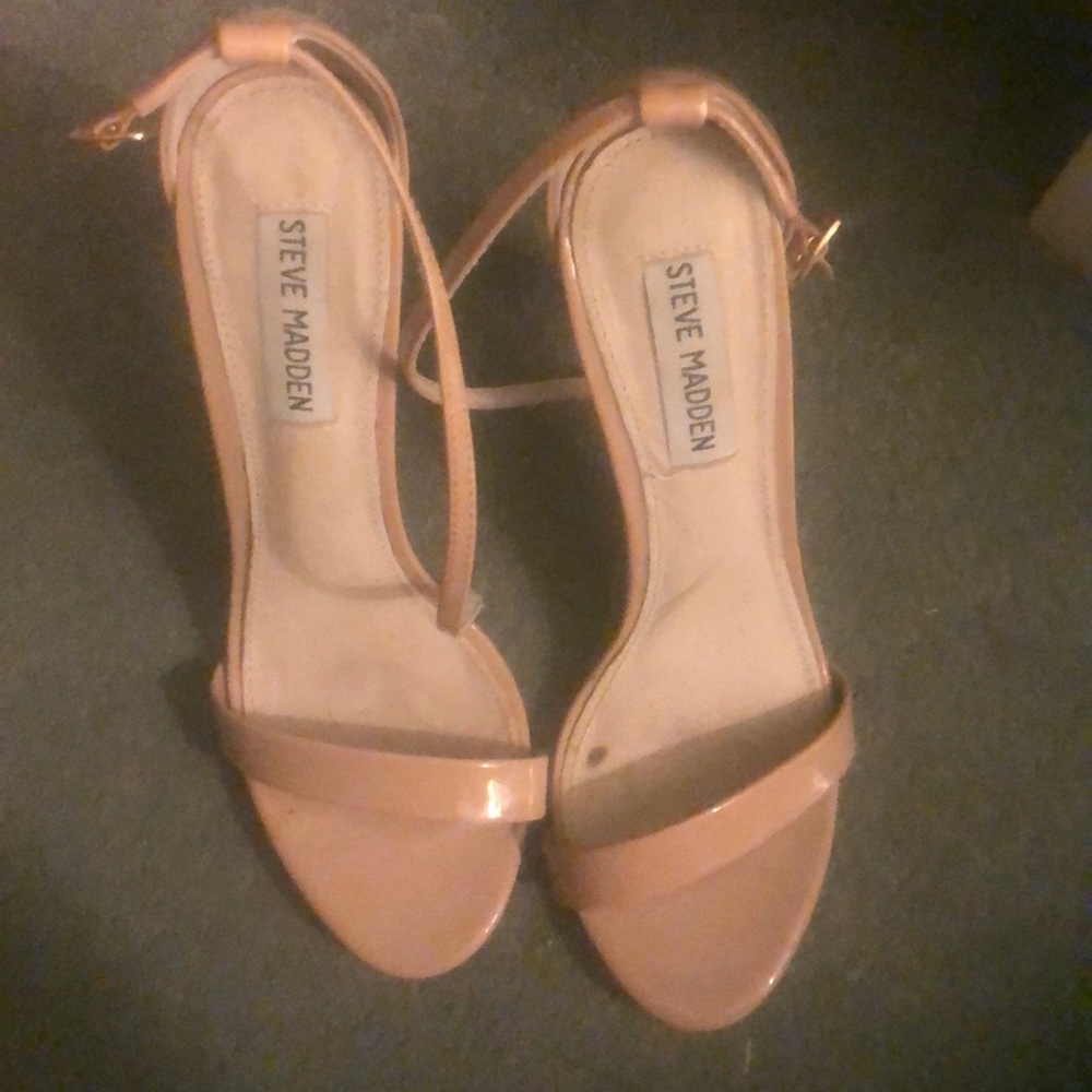steve madden stecy nude patent shoe